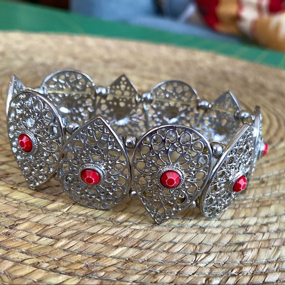 Filigree Silver and Red Stretch Bangle Bracelet